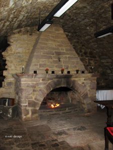 Burgruine Hardenberg Vorderhaus Gewölbe