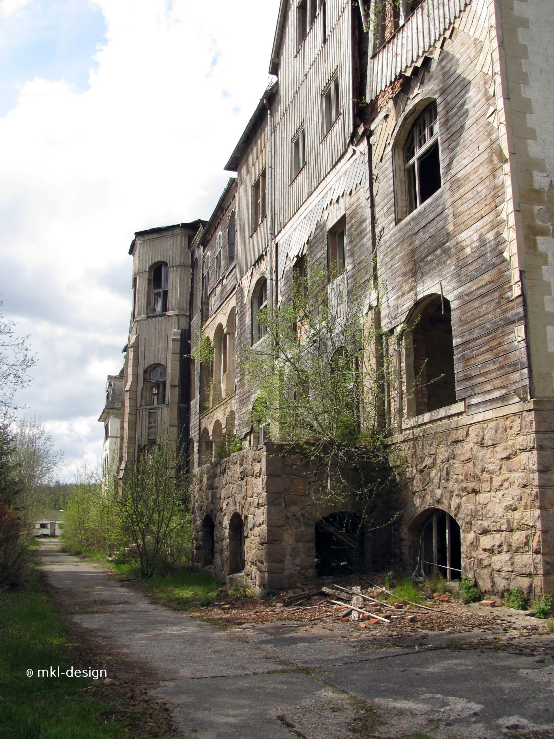 Lost Places | Johanniterheilstätte bei Sorge im Harz | Kurheim Vorderseite | Bild 20