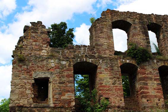 Galerie: Lost Places – Die Burgruine Hardenberg – Update